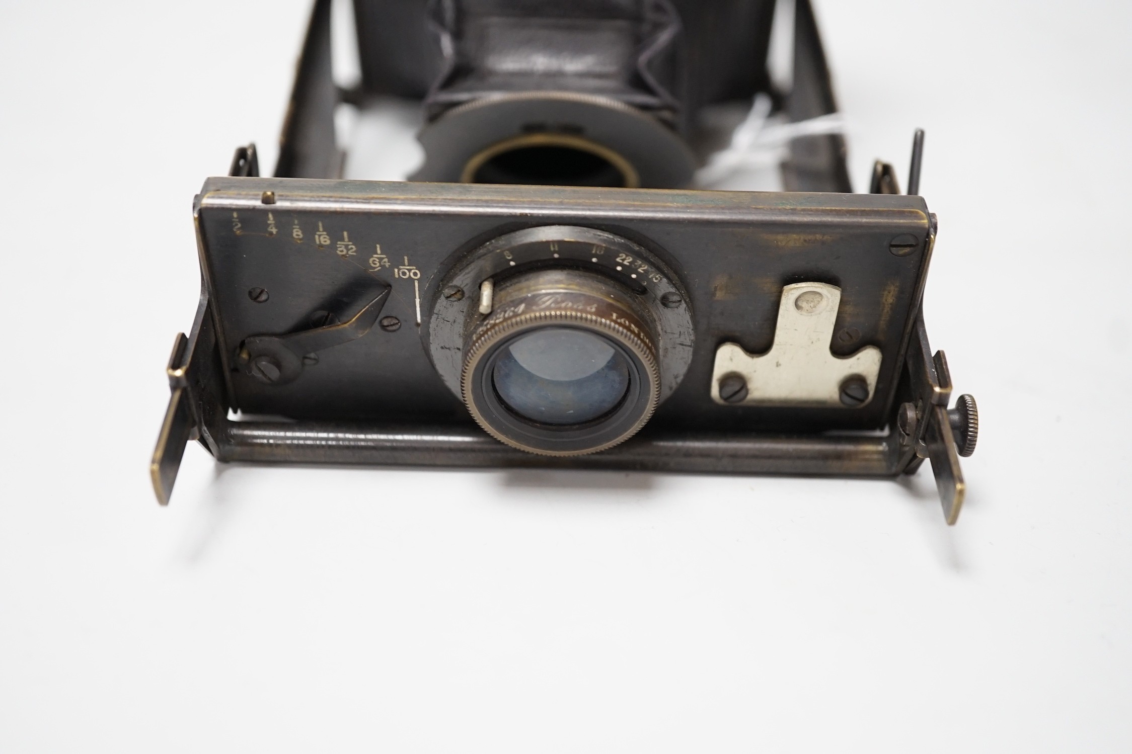 A Newman and Guardia Nydia camera